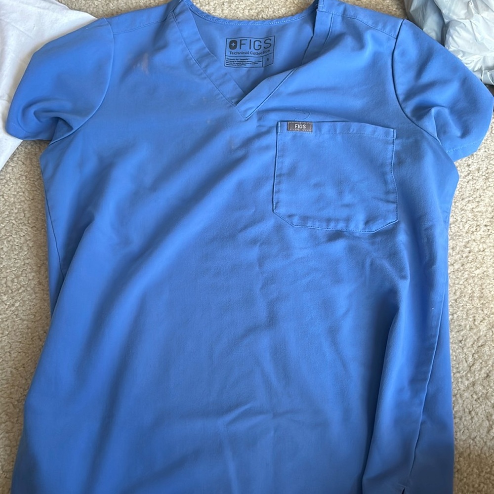 Figs blue scrub top